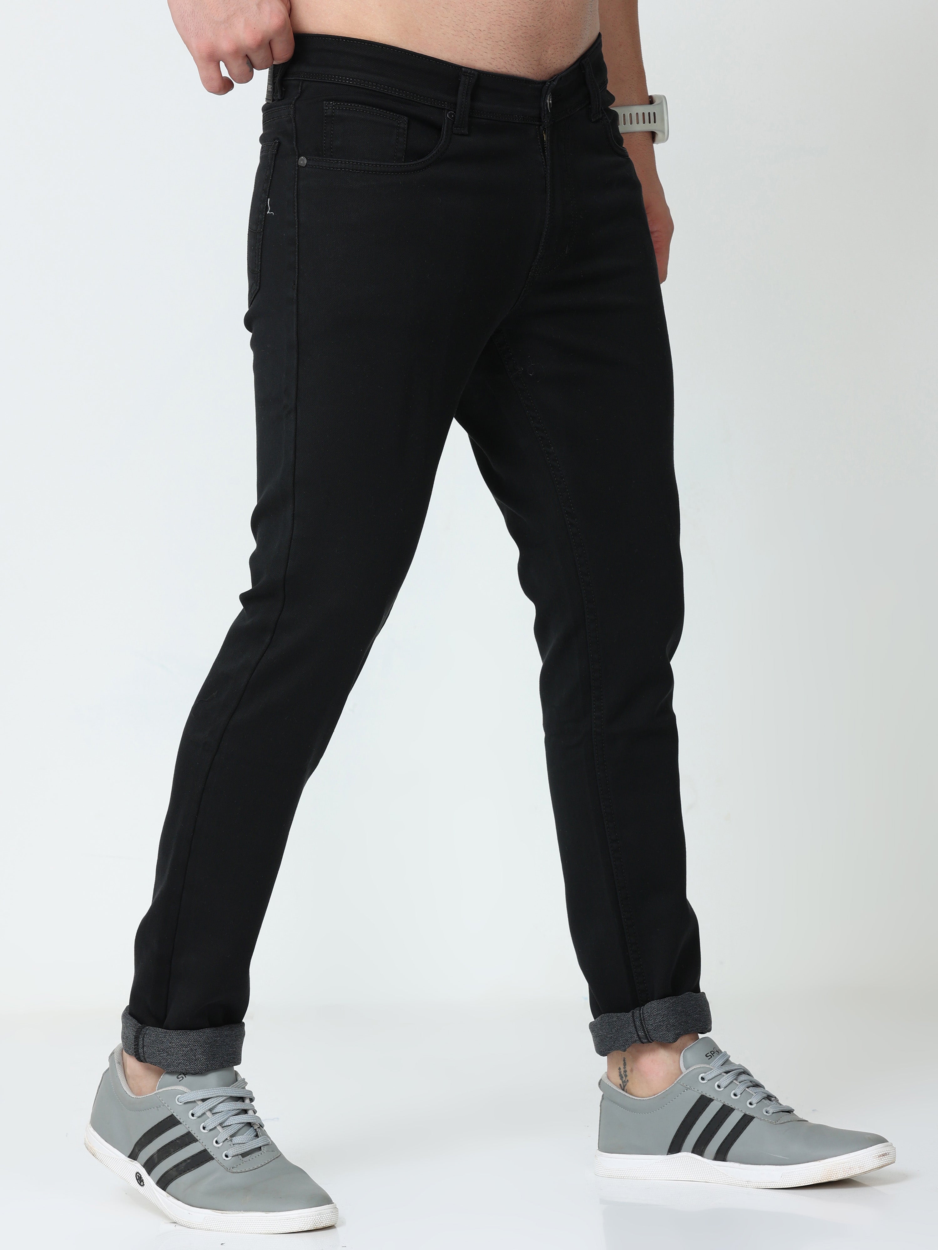 Men Slim Fit  Enzyme Black Jeans