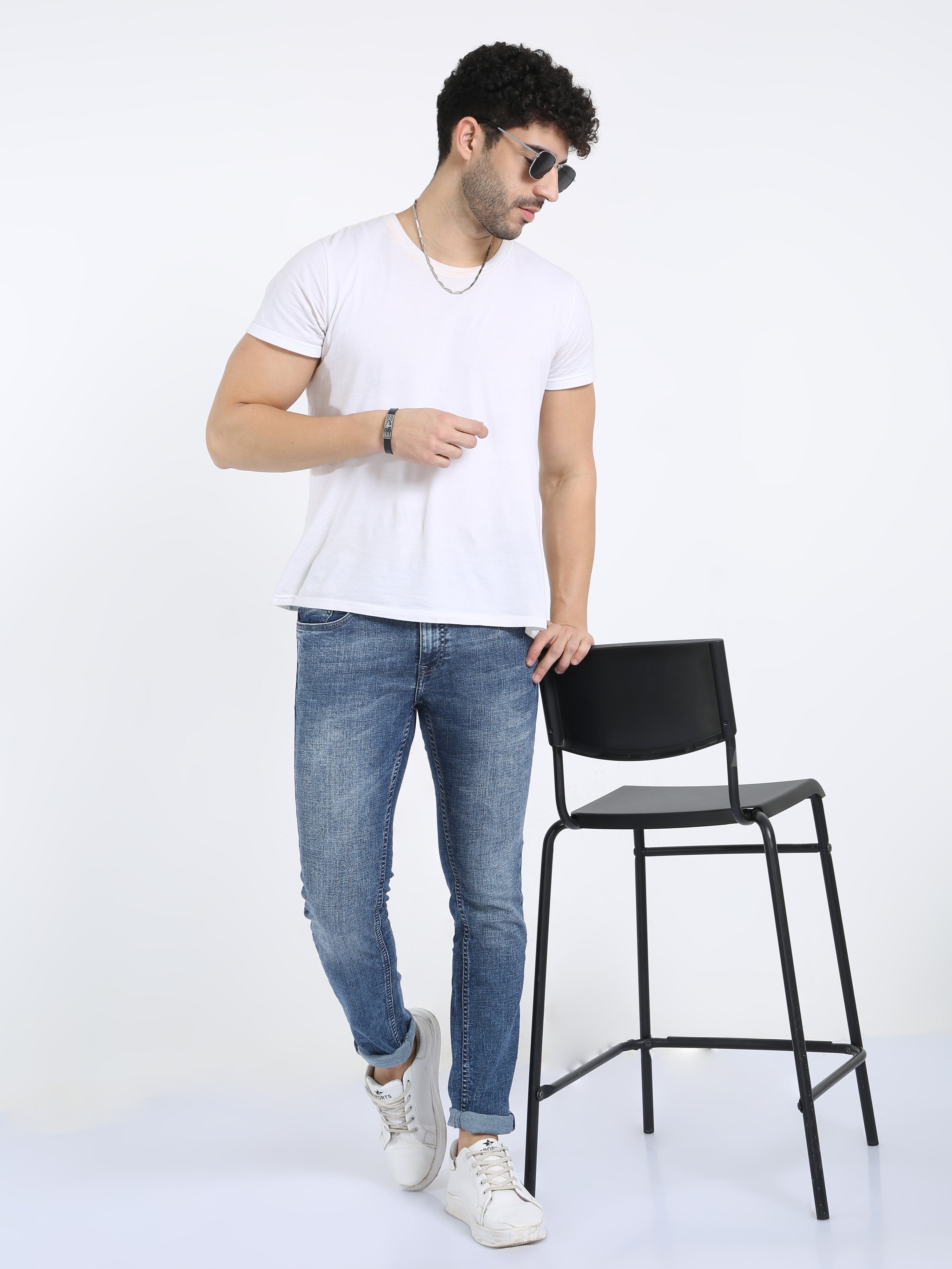 Vesture Gloomy Men's Slim-Fit Jeans