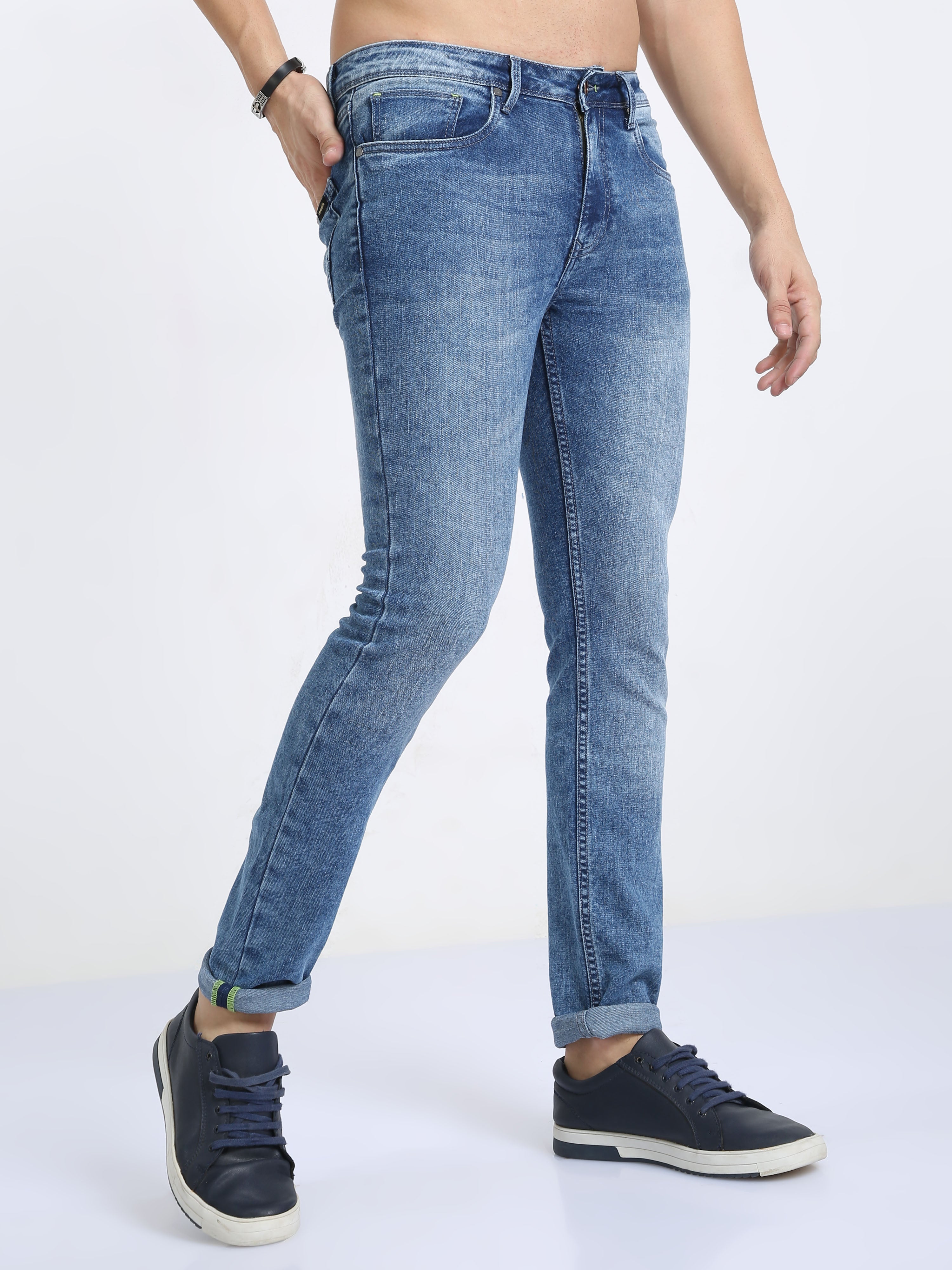 Baby Blue Men Slim-Fit Jeans