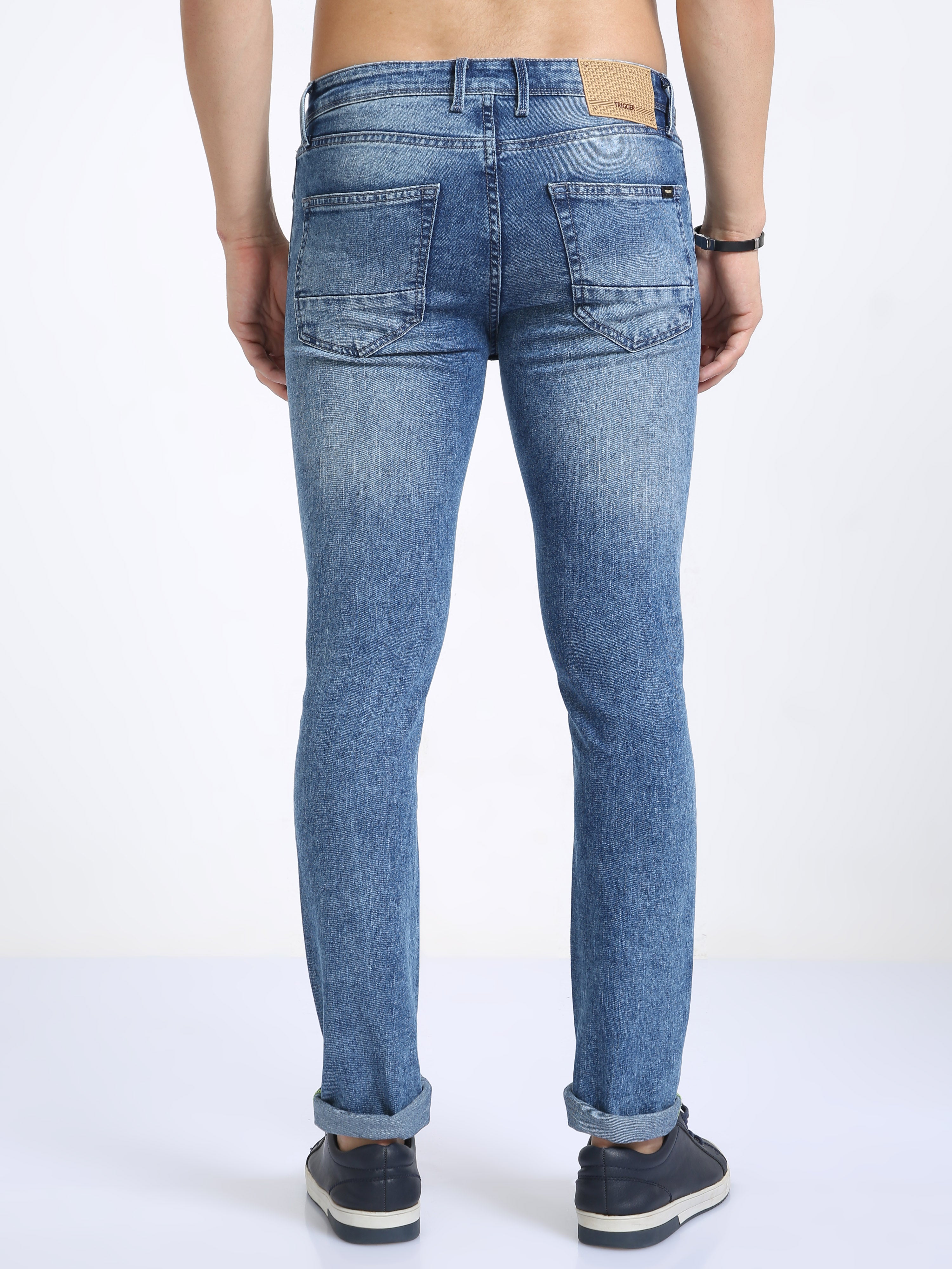 Baby Blue Men Slim-Fit Jeans