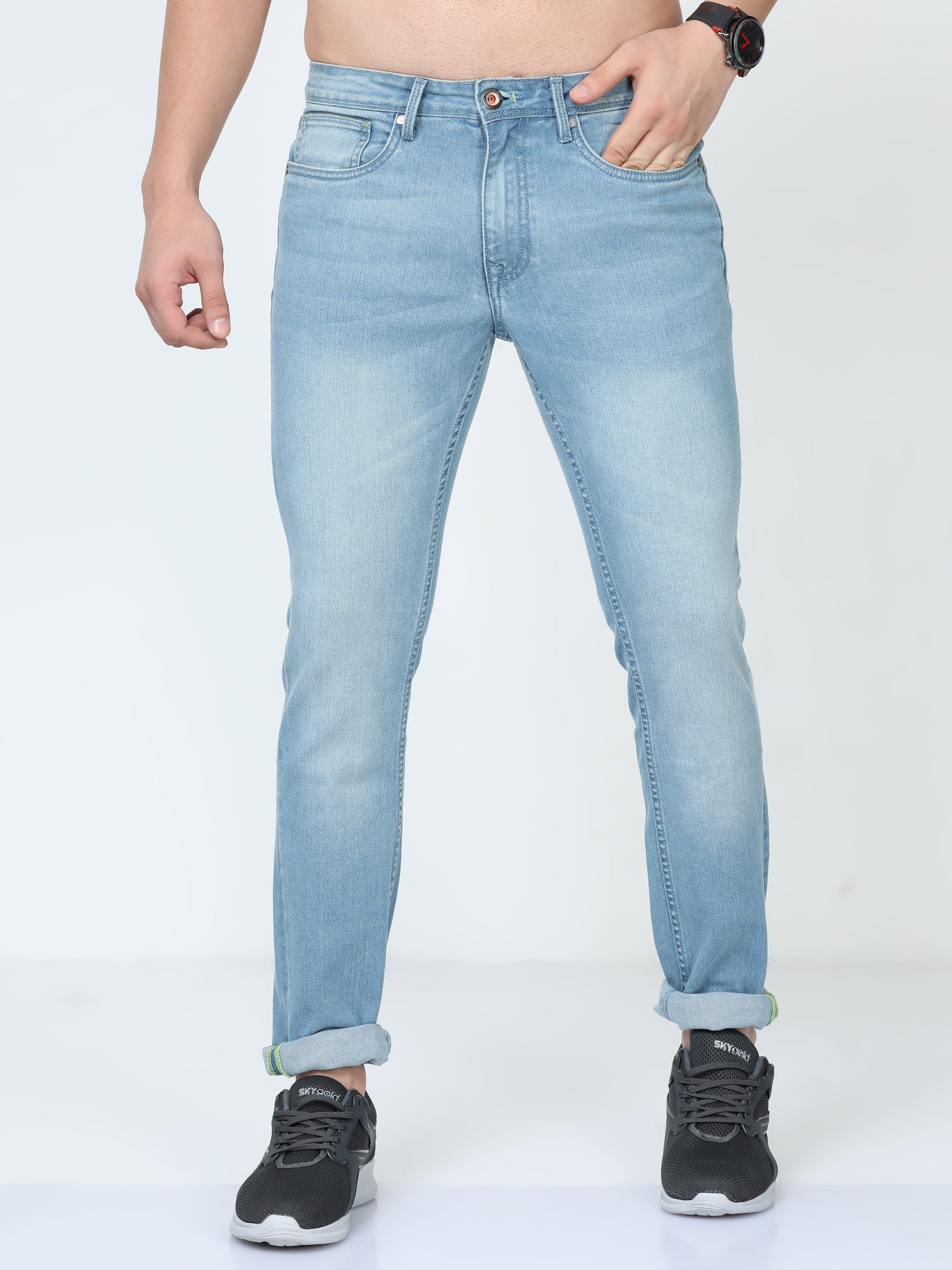 Blizzard Blue Men Slim-Fit Jeans