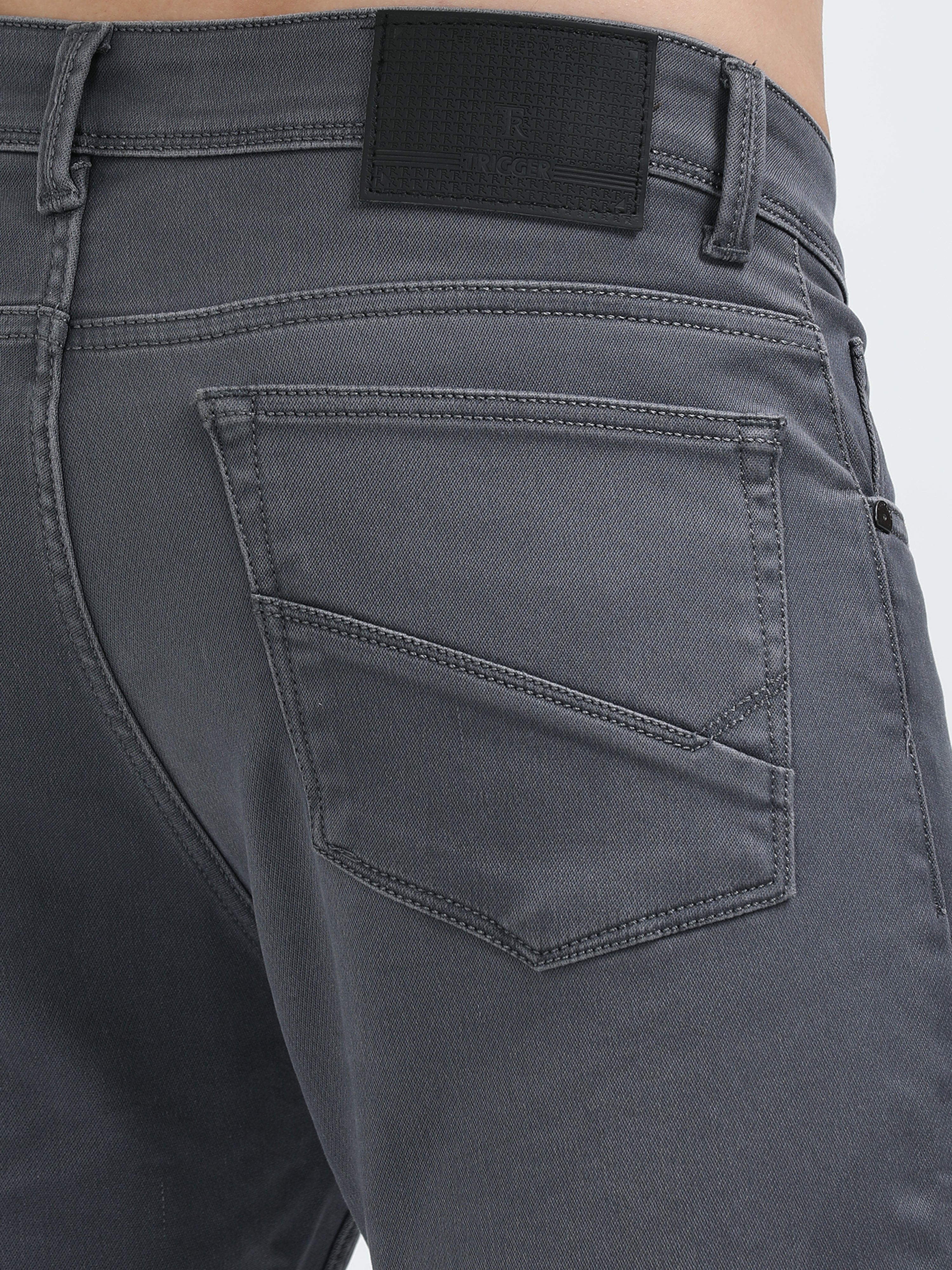 Stormy Grey Men Slim-Fit Jeans