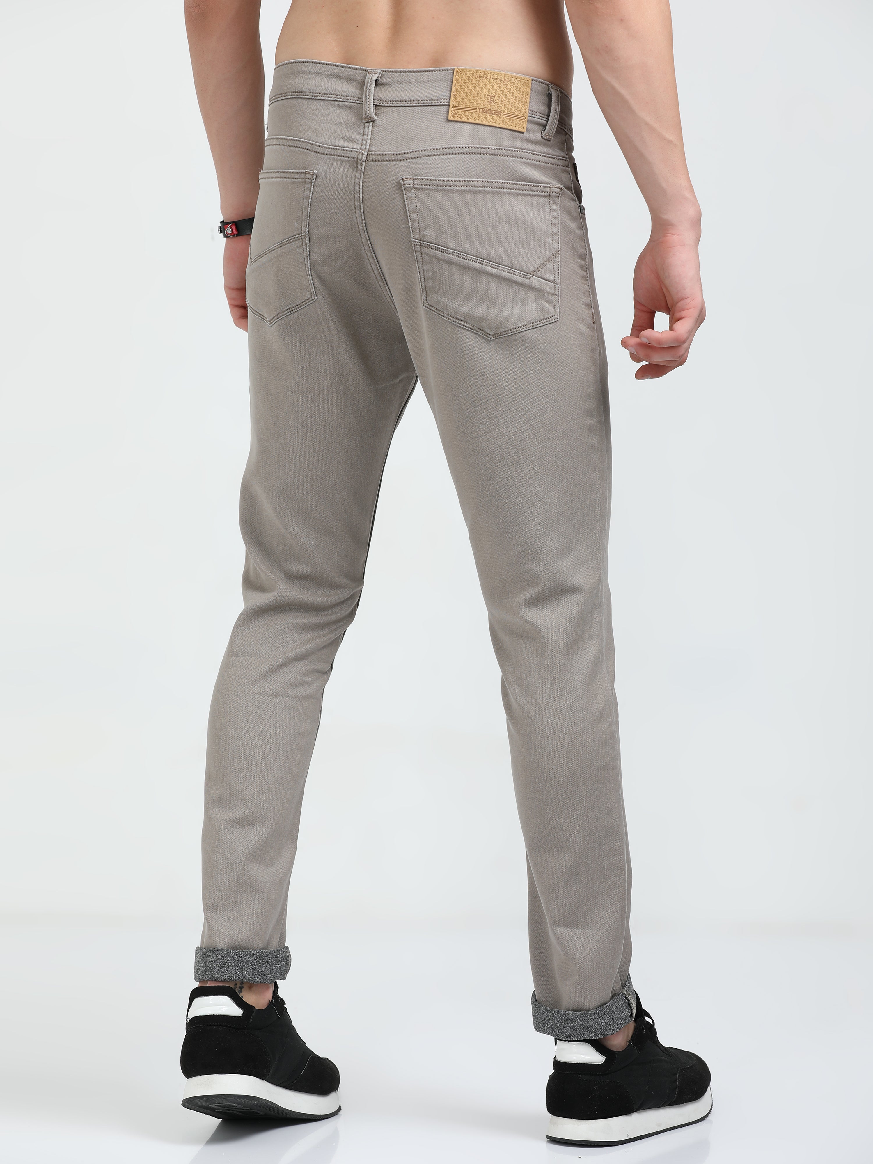 Men Slim-Fit Jeans-Chocolate