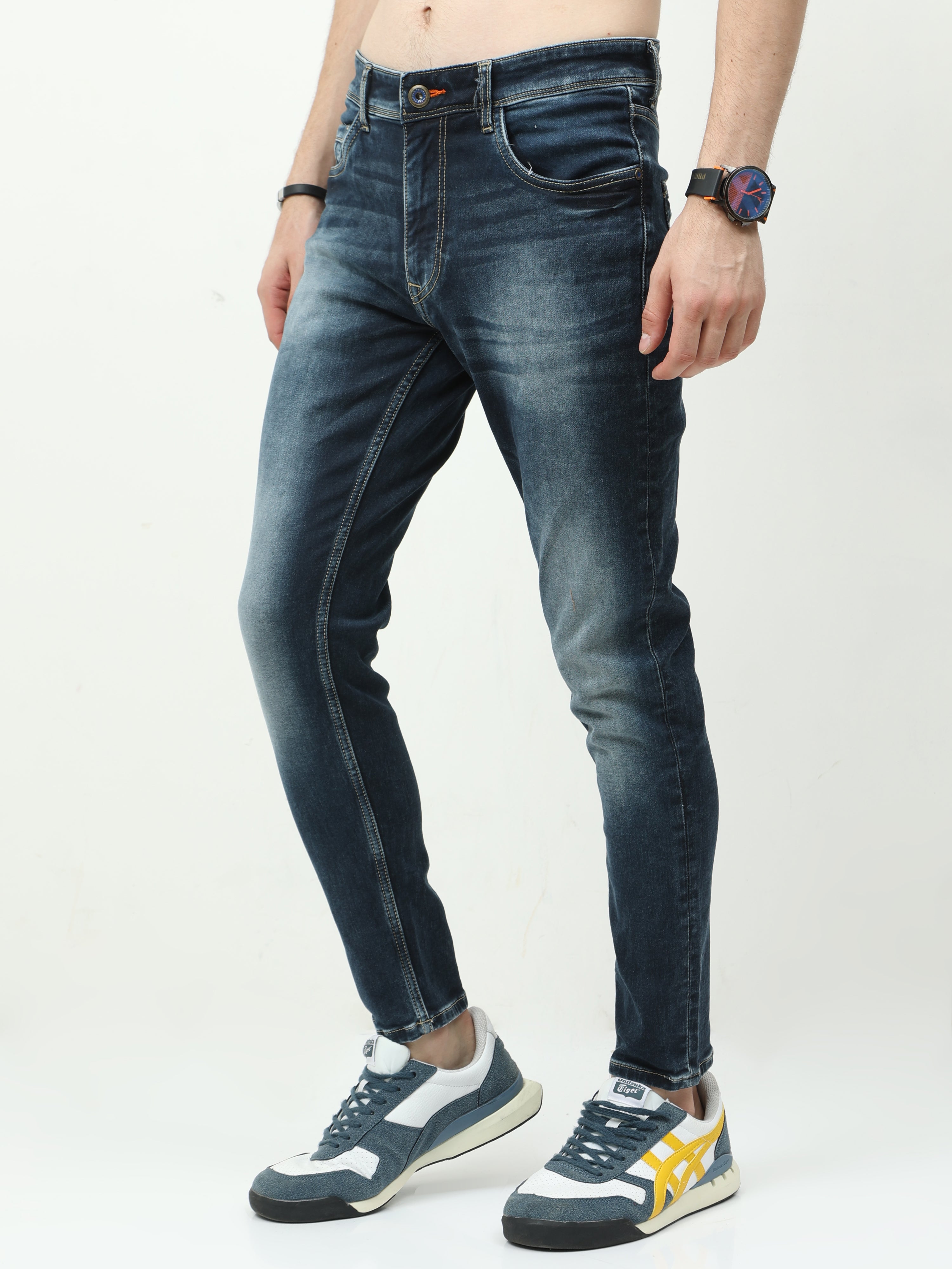 Men Trim Fit Heavy Enzyme wash jean