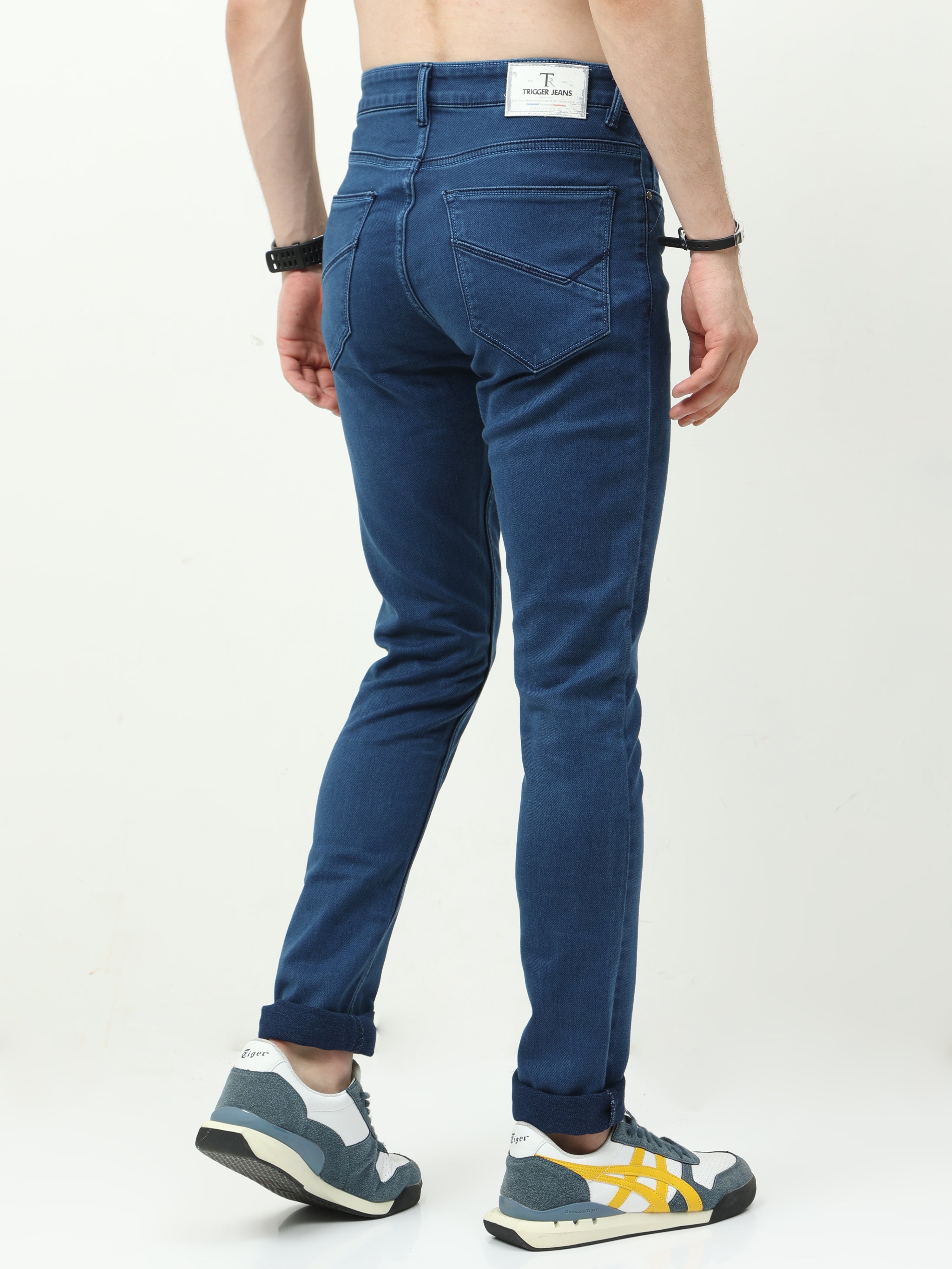 Men Slim Fit Mild Bleach Blue Jean