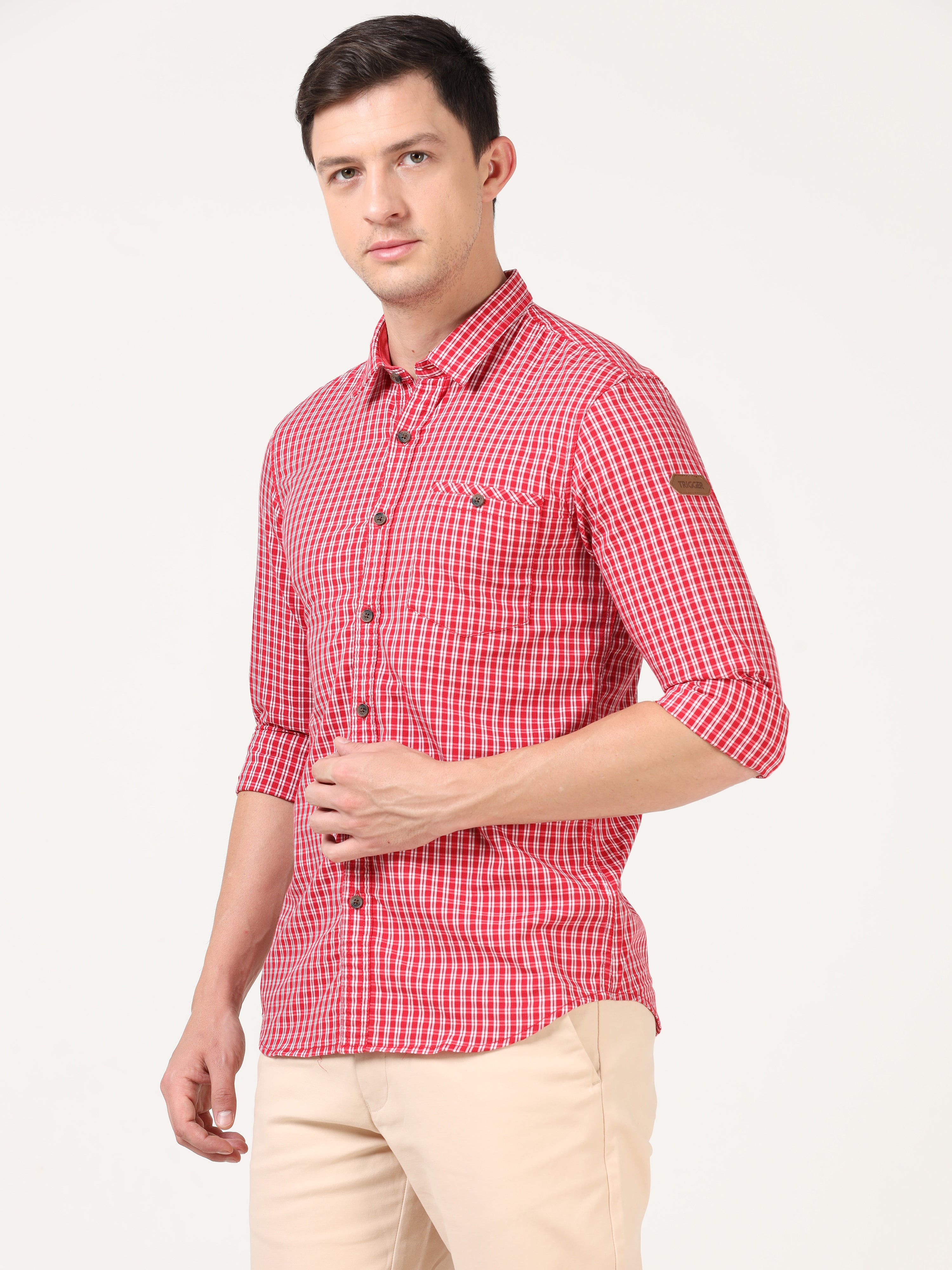 Men Slim Fit Casual Checks Red Full Sleeves Shirt