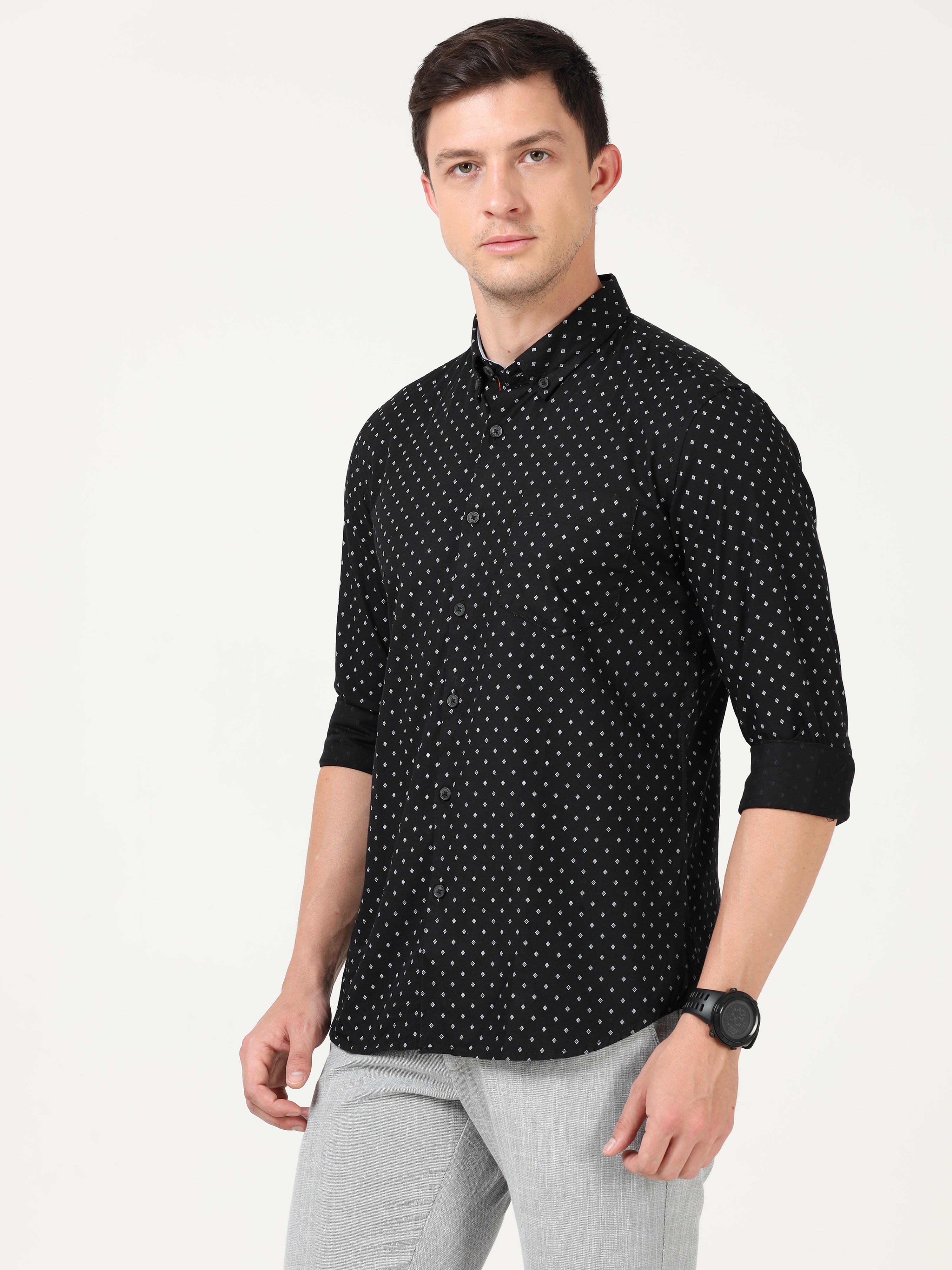 GEOMETRIC PRINT Black Full Sleeves