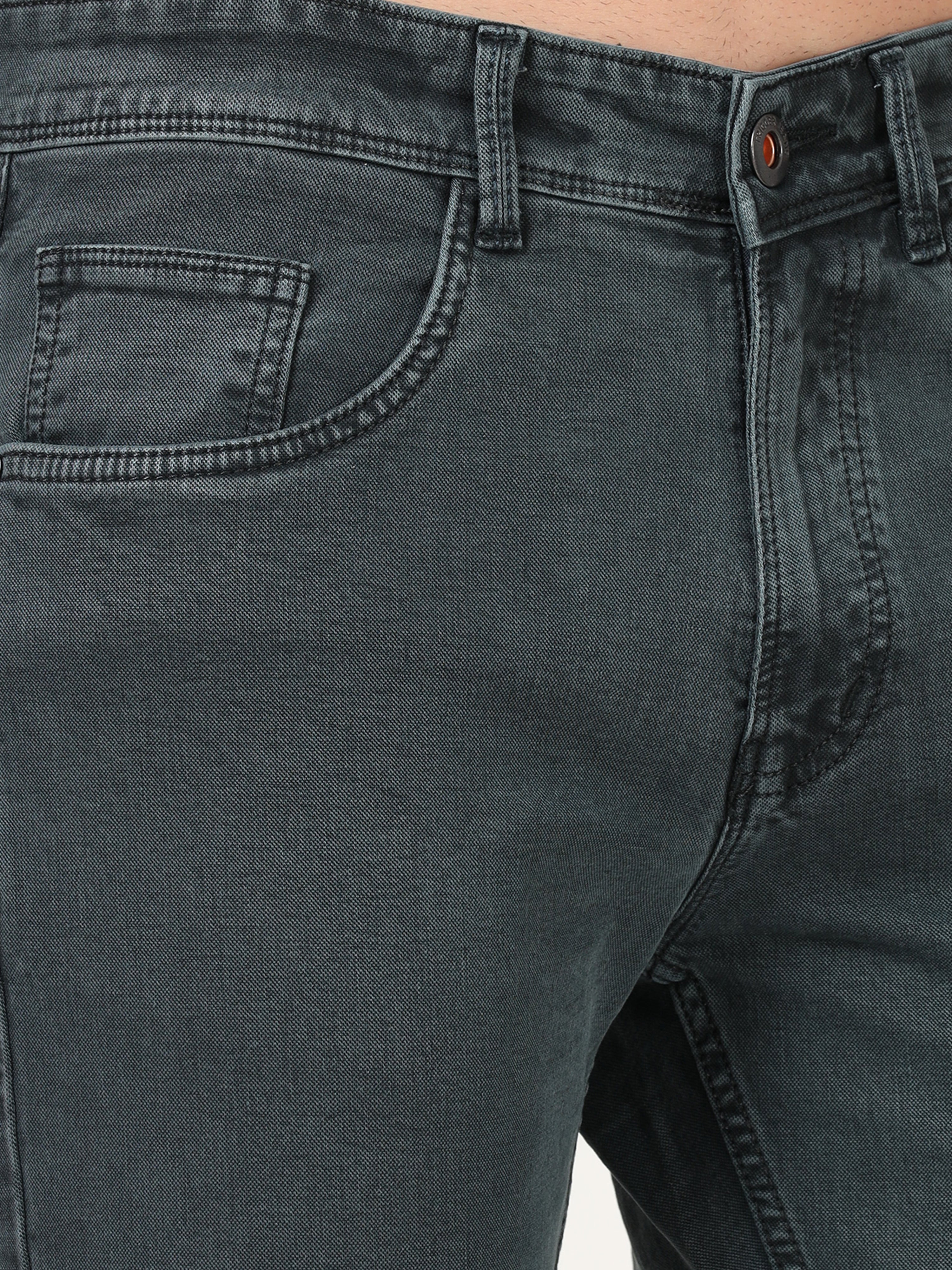 Men Slim Fit Olive Jean