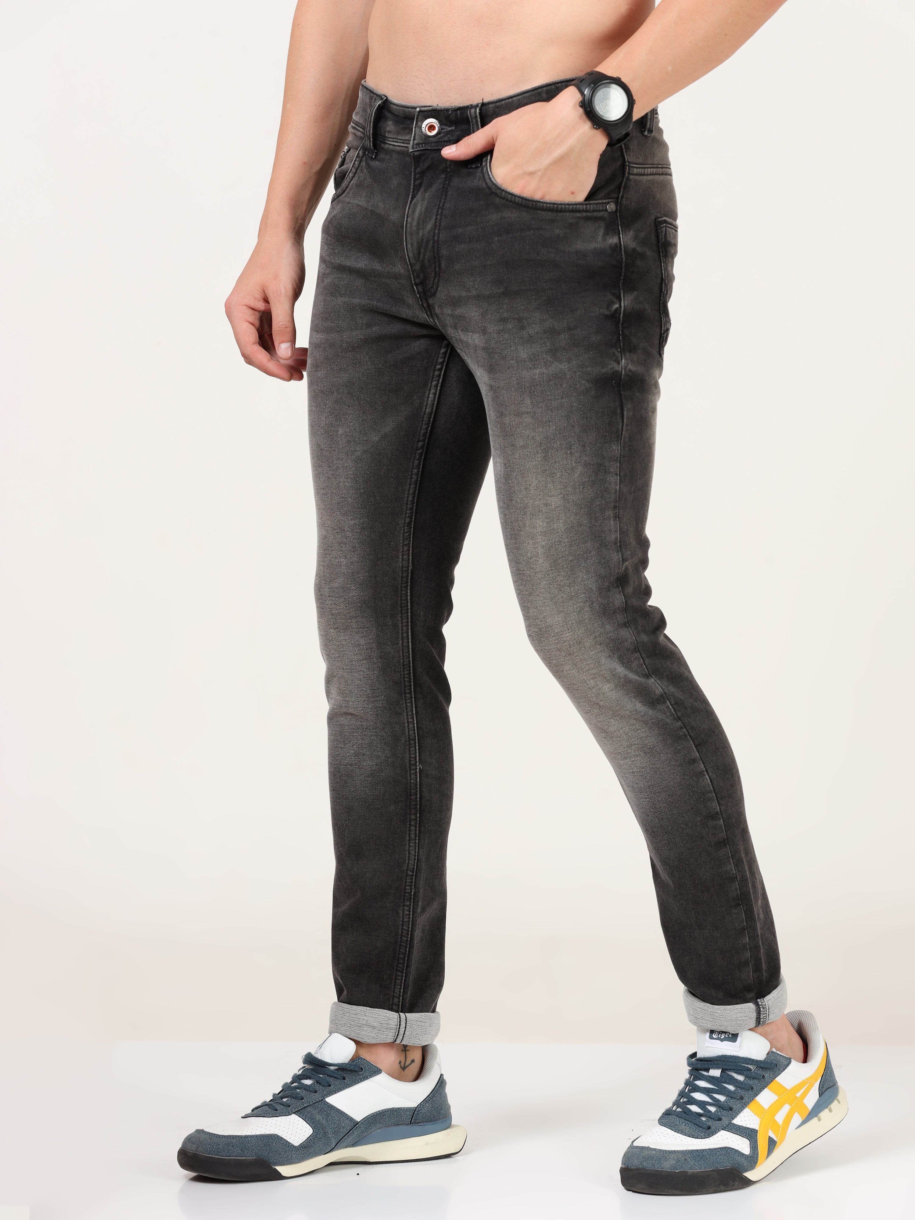 Men Skinny-Fit Black Jeans