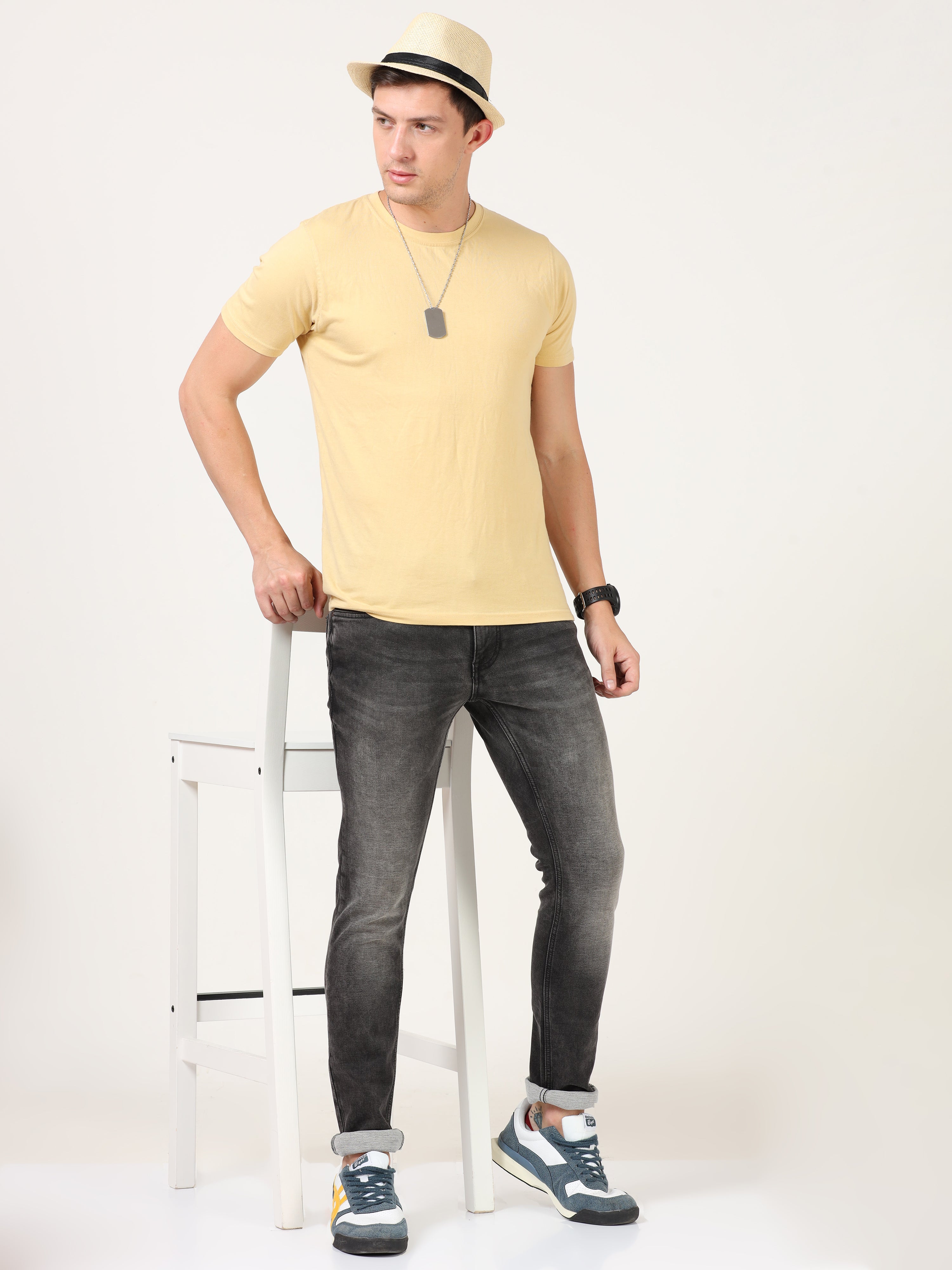 Men Skinny-Fit Black Jeans