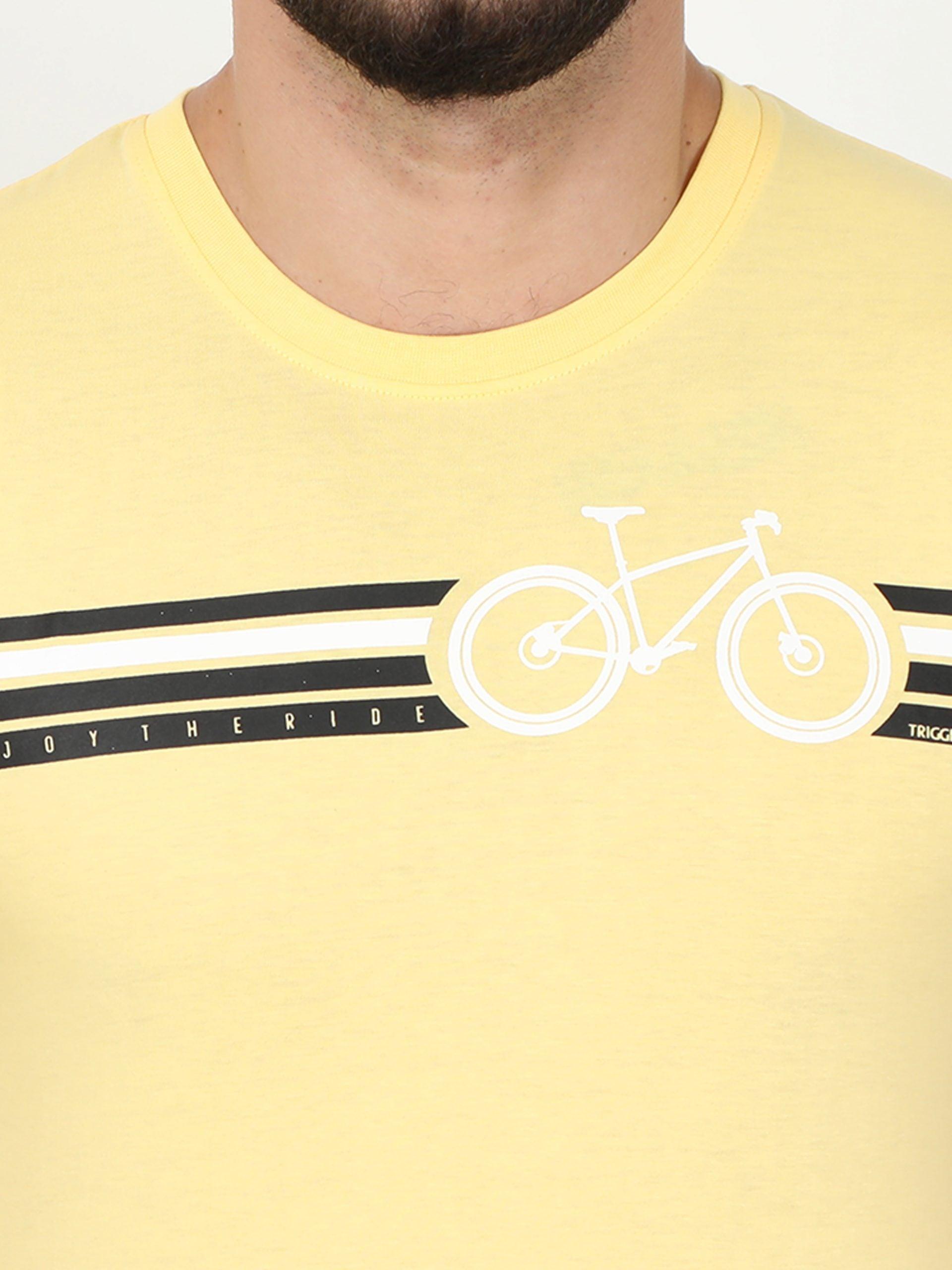 Graphic Round neck Yellow T-shirt