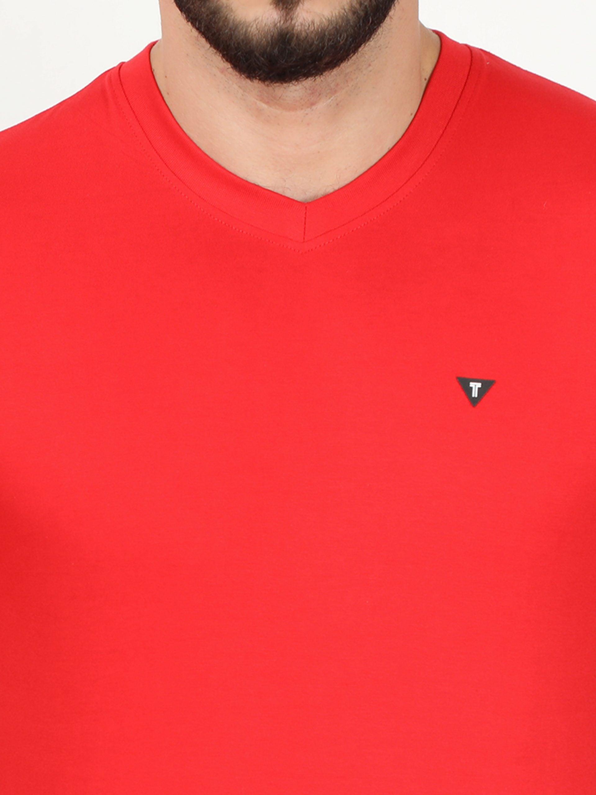 Men Red V-neck T-shirt